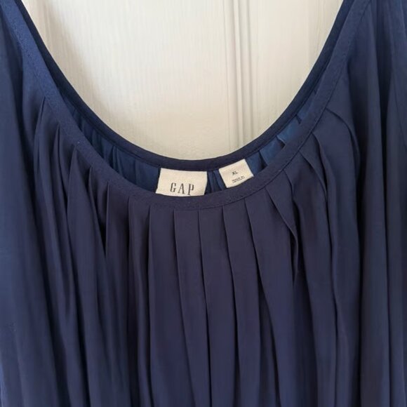 GAP Navy Blue Flowy Women's Camisole Size XL - Picture 2 of 4